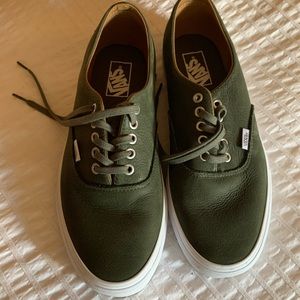 os grain leather authentic vans
